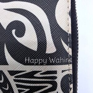 Happy Wahine Women's Zip Around Wallet Black White Tribal Floral‎ Print
